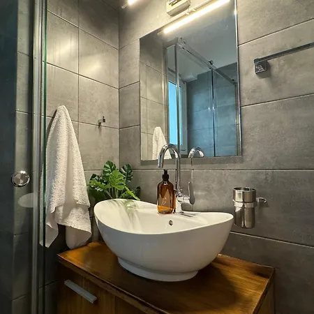 Emerald Apartment Athens